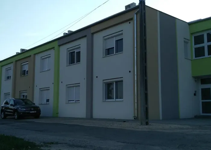 Apartment River Side *